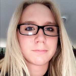 Meet your Posher, Annika